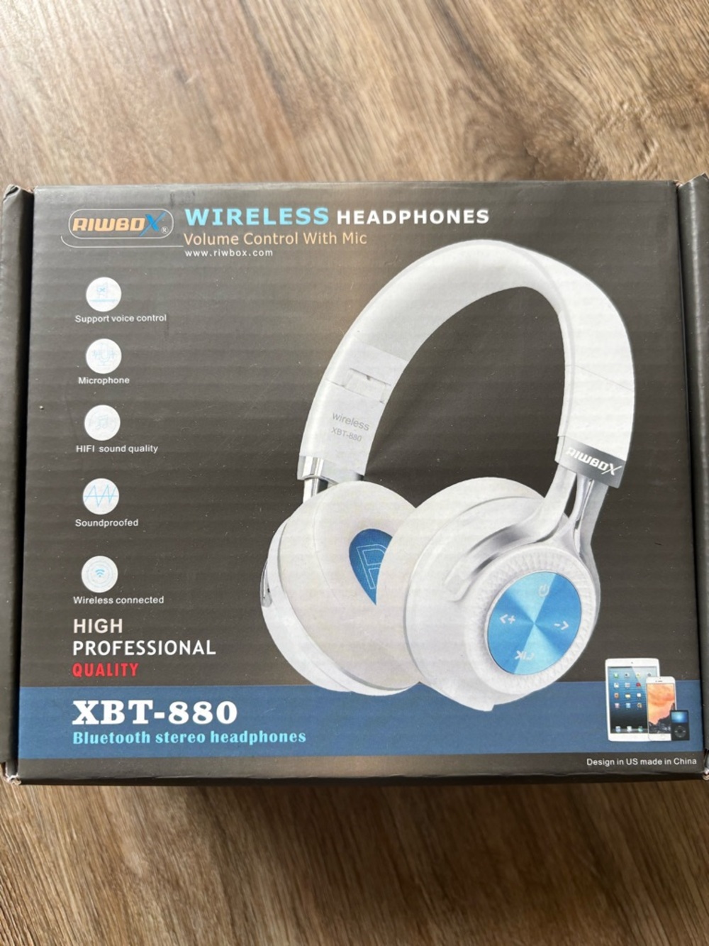 Wireless Bluetooth Headphones - White with Blue Accents